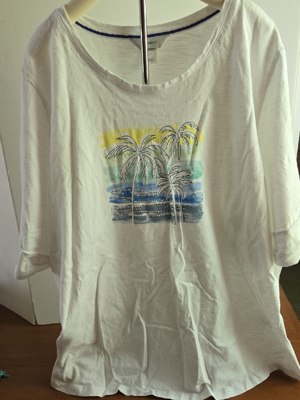 C J Banks White Palm Tree Beach Graphic